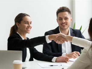 商談相手が面白いほど頷くようになる!プレゼンスキル研修 | 最強の営業スキルを身につける3つのプログラム | 中尾経営の営業部隊最強化プログラム